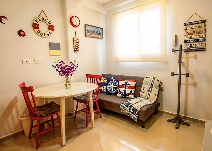 Quiet Evenings, 1br 2br Suites, Pool, Kitchen Wifi Ac, & 5th Ave 10 Min, Supermarket 15 Min *